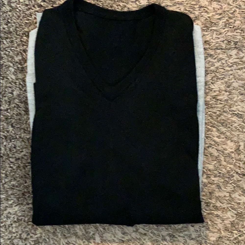 Express sweaters - Picture 4 of 5